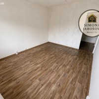 1855_1893600210.jpg